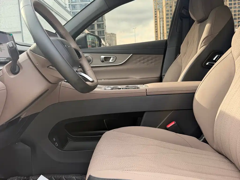 Chery Tiggo 8 PLUS 2025 — фото 4