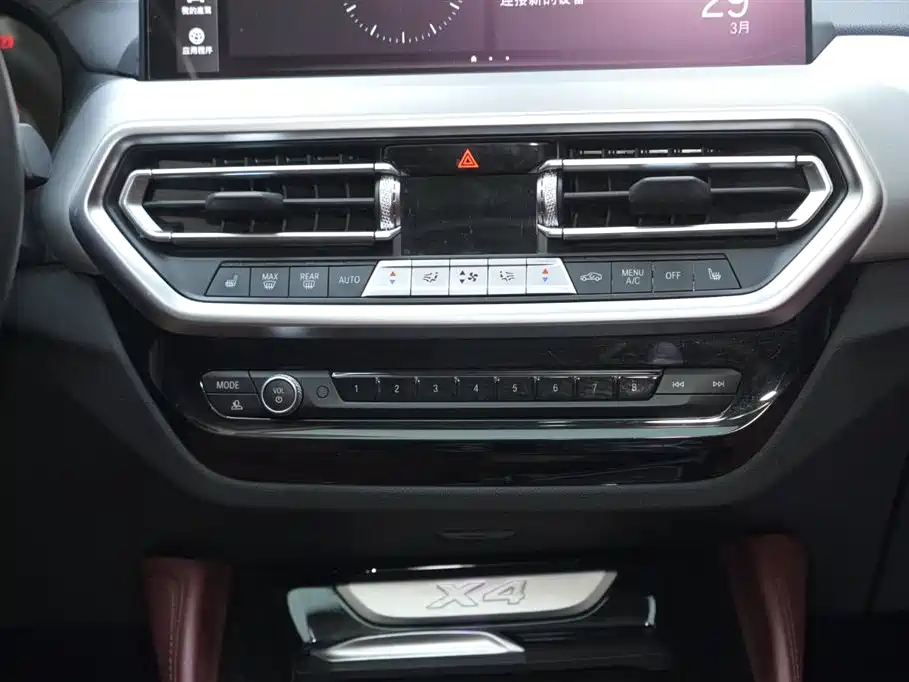 BMW X4 2022 — фото 22
