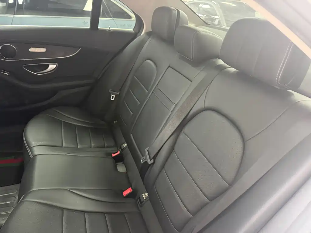 Mercedes-Benz C-Class 2021 — фото 11