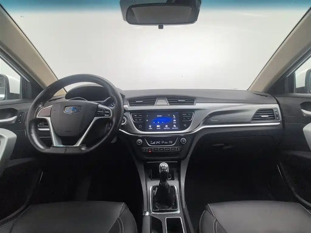 Geely Emgrand 2017