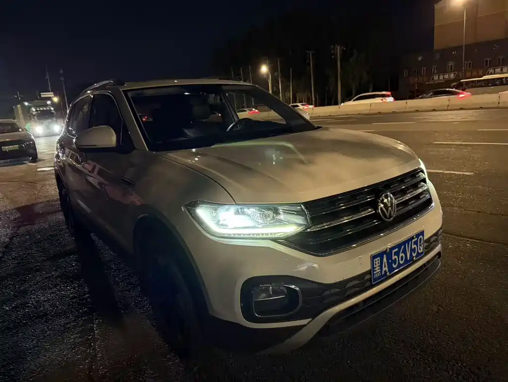 Volkswagen Tacqua 2021