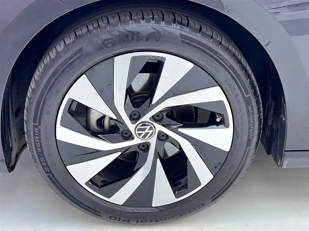 Volkswagen Passat 2025 — фото 12