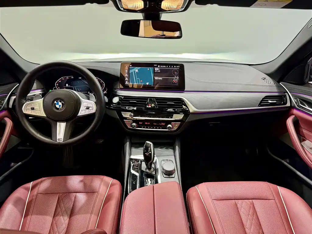 BMW 5 Series 2023 — фото 14