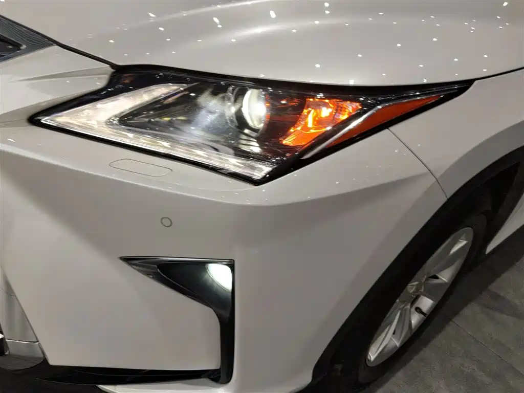 Lexus RX 2016 — фото 18