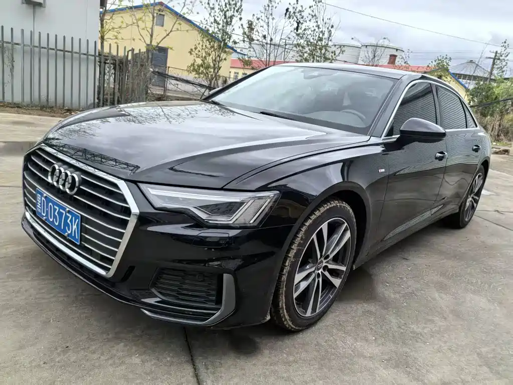 Audi A6L 2019 — фото 1