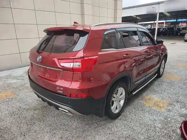 Changan CS75 2016