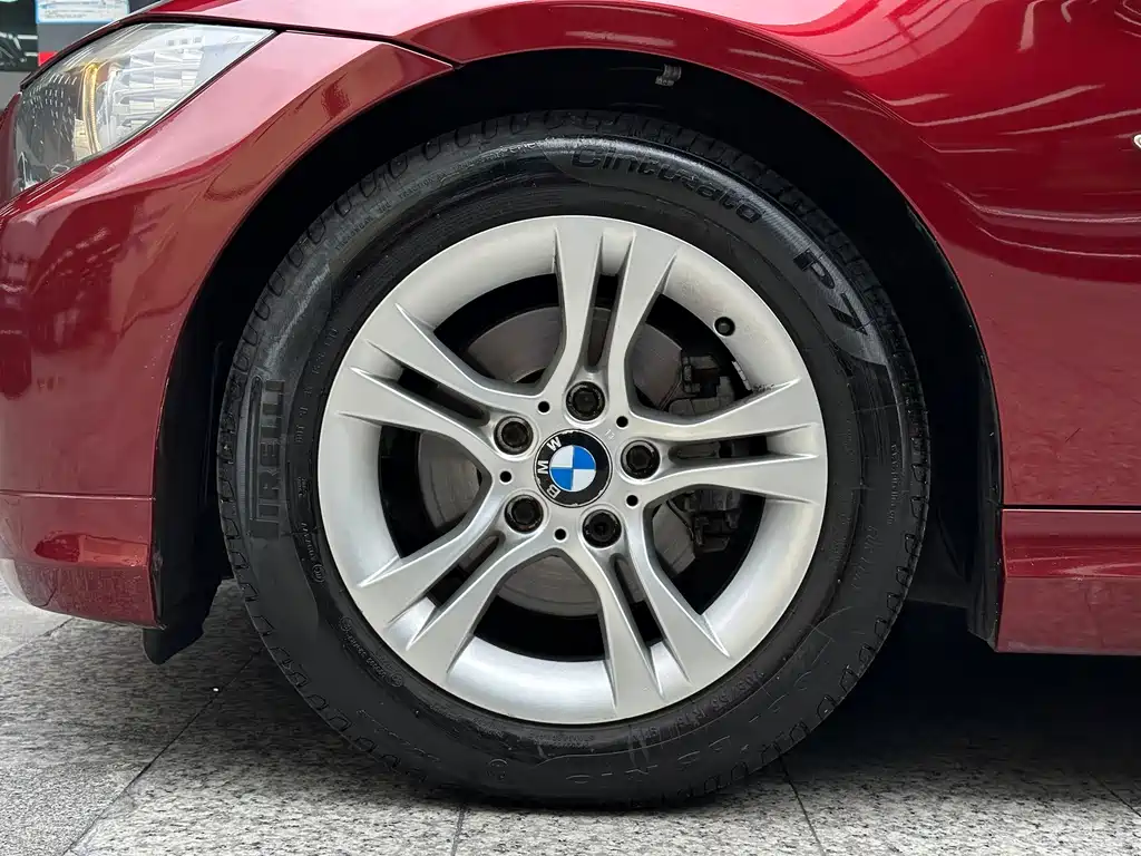 BMW 3 Series 2012 — фото 17