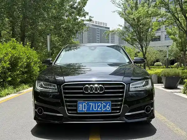 Audi A8 2013