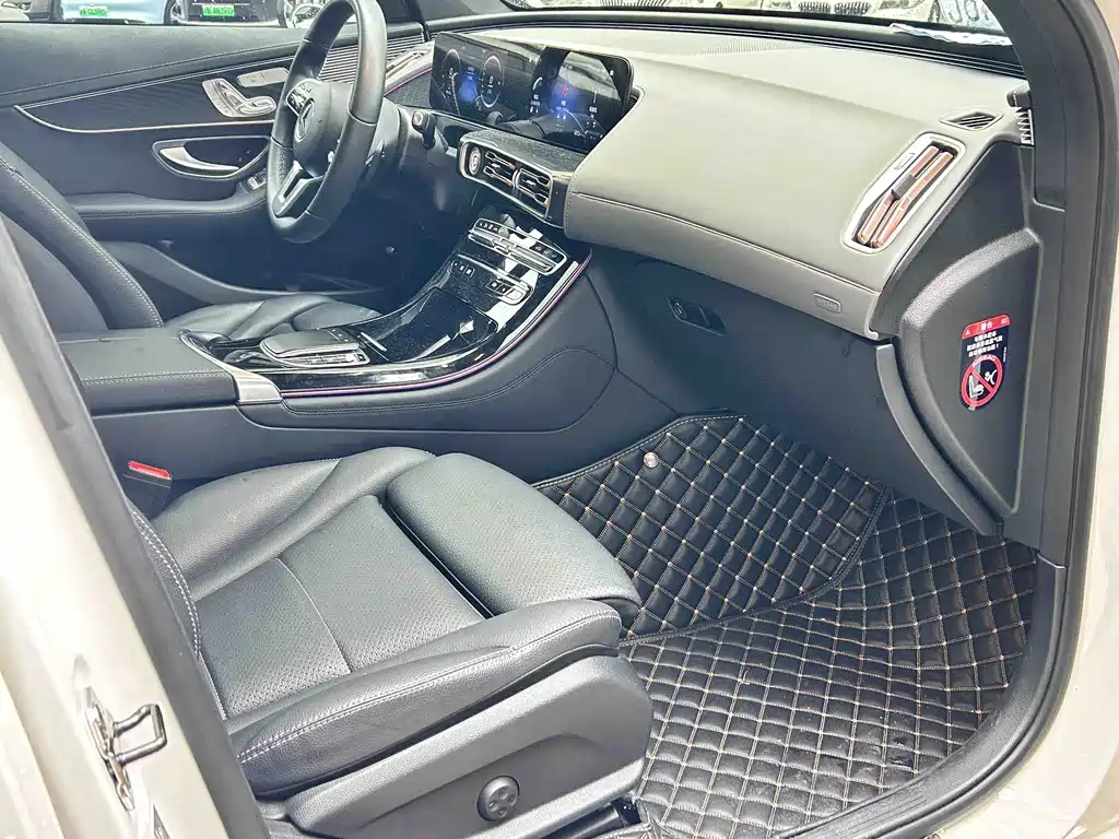 Mercedes-Benz EQC 2021