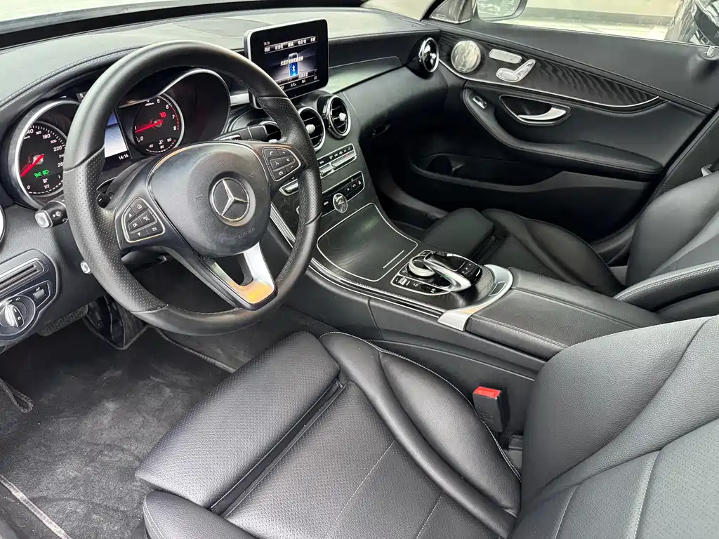 Mercedes-Benz C-Class 2018 — фото 5