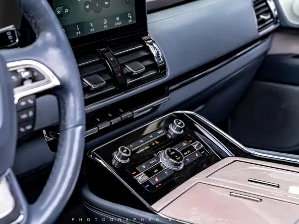 Lincoln Navigator 2020