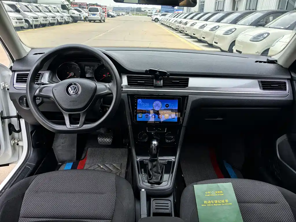 Volkswagen Bora 2021