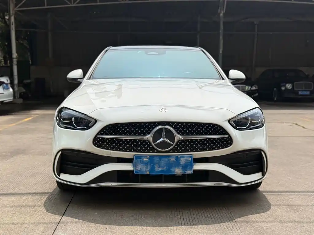 Mercedes-Benz C-Class 2023 — фото 2