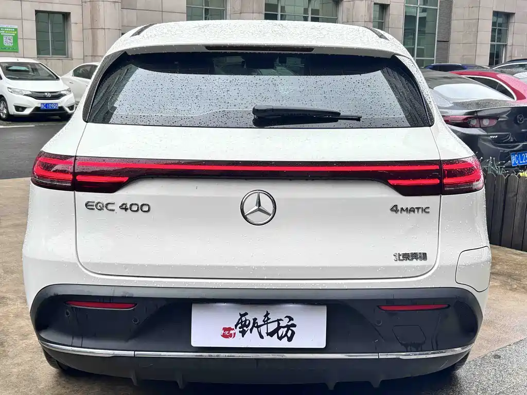 Mercedes-Benz EQC 2021