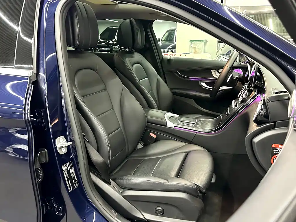 Mercedes-Benz C-Class 2020 — фото 17