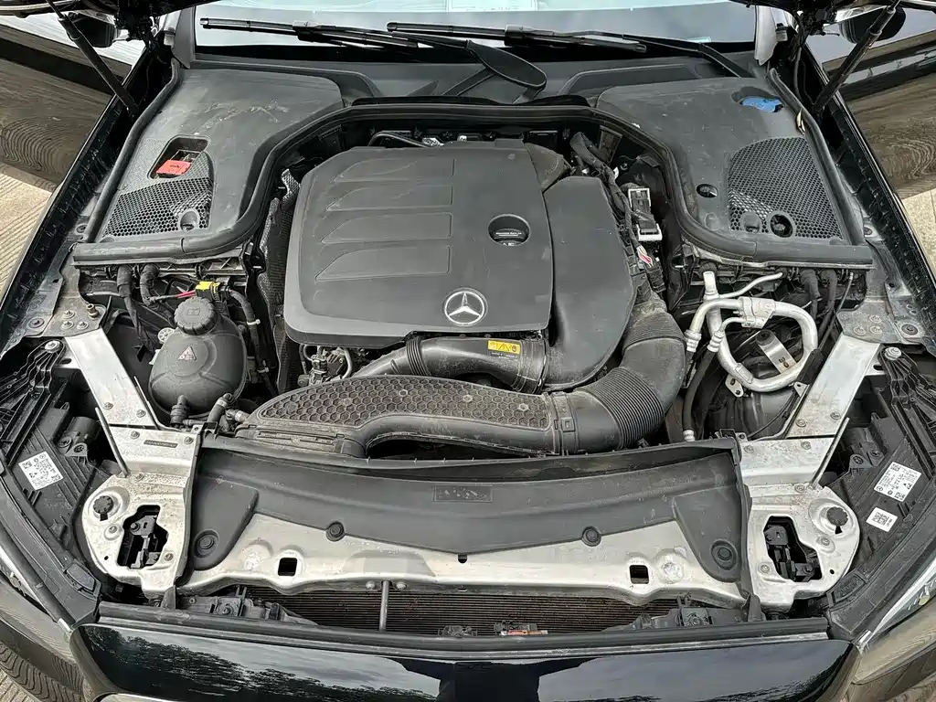 Mercedes-Benz E-Class 2023 — фото 15