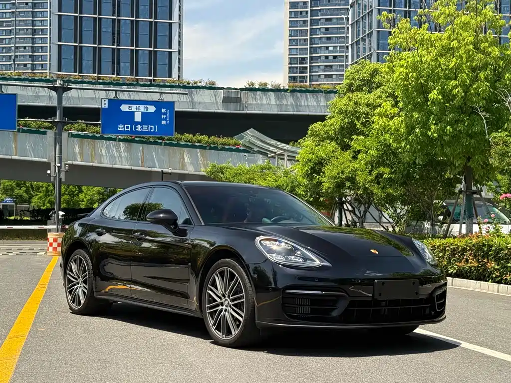 Porsche Panamera 2023 — фото 3