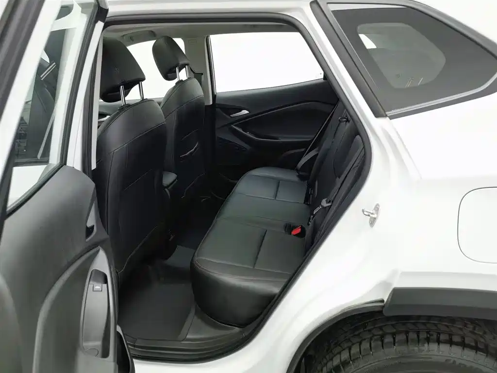 Chevrolet Trax 2022 — фото 15