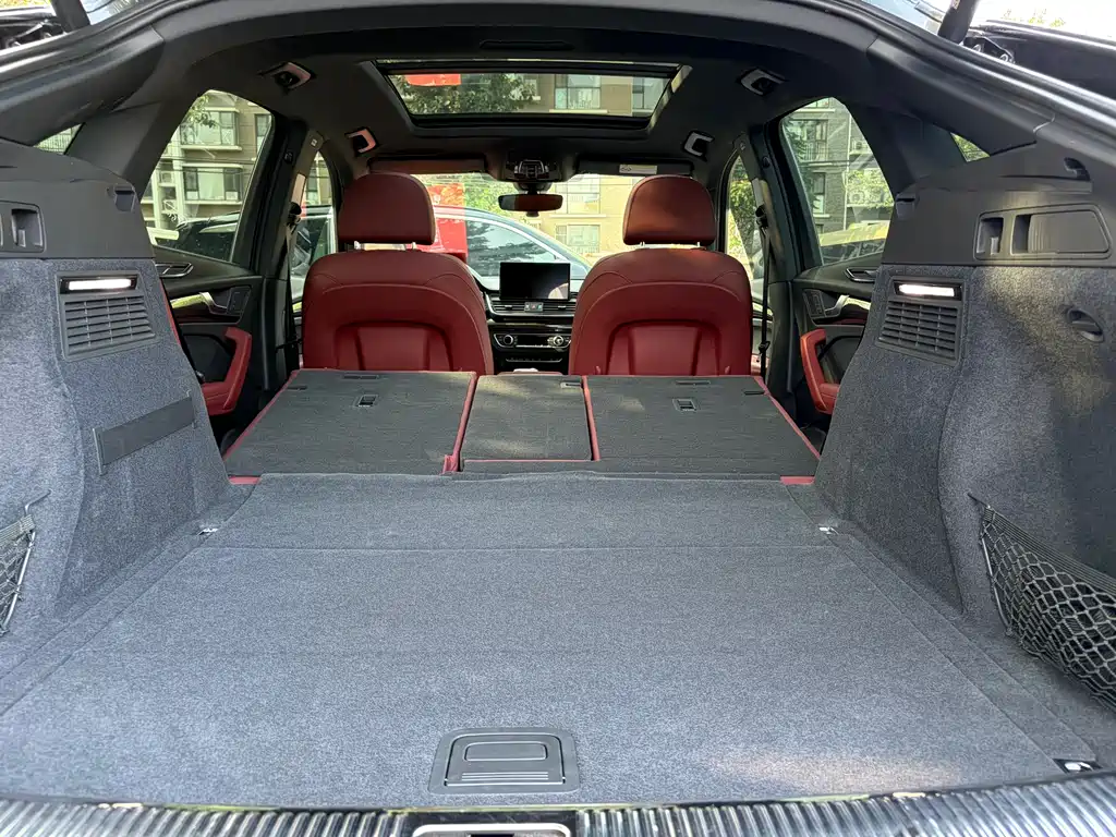 Audi Q5L Sportback 2022 — фото 29