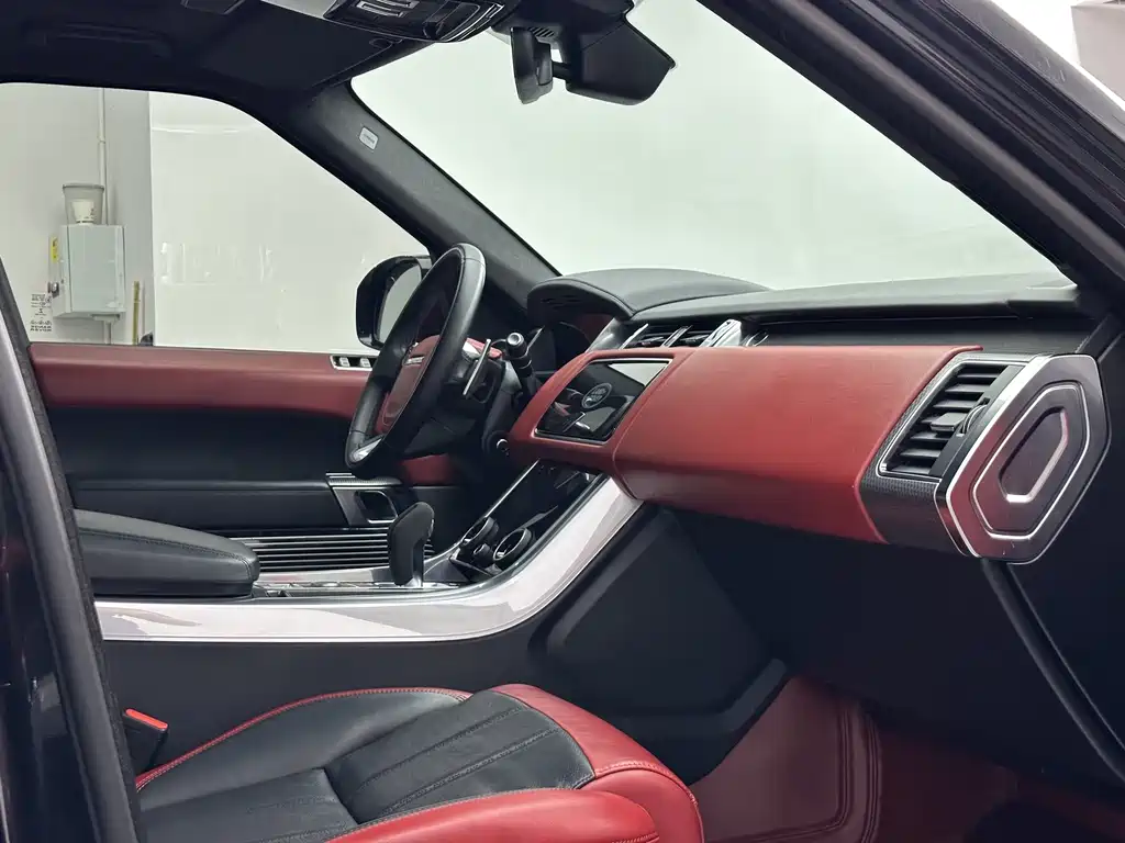Land Rover Range Rover Sport 2022 — фото 17