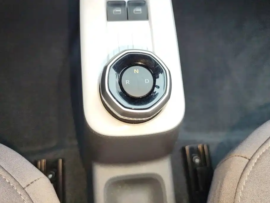 Geely Galaxy Panda 2025 — фото 16