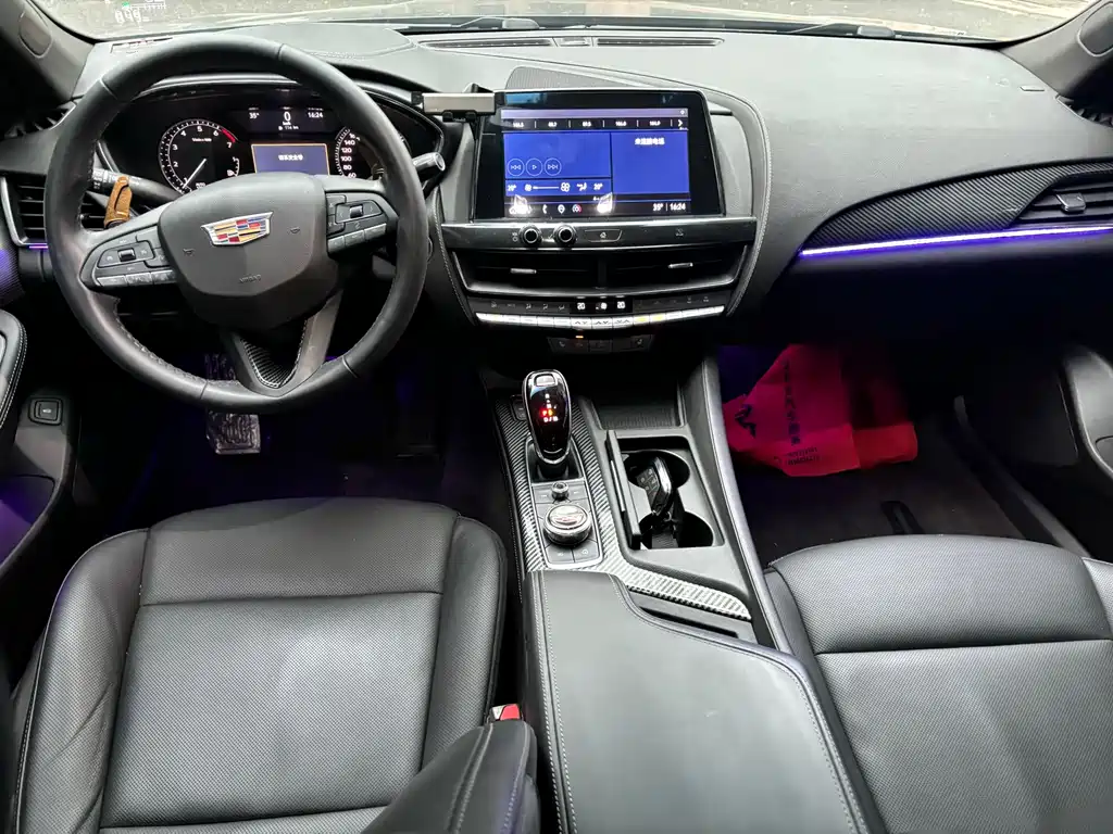 Cadillac CT5 2021 — фото 16