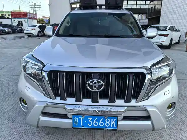 Toyota Prado 2015
