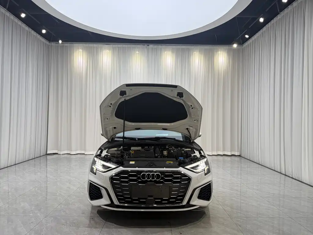 Audi A3 2022 — фото 16