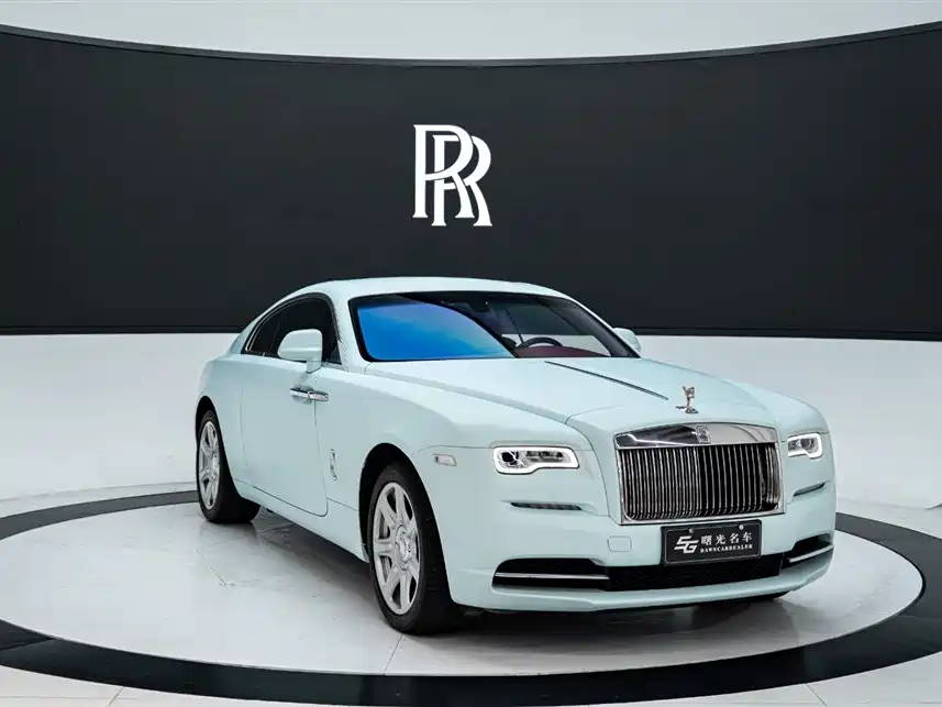 Rolls-Royce Phantom 2017 — фото 3