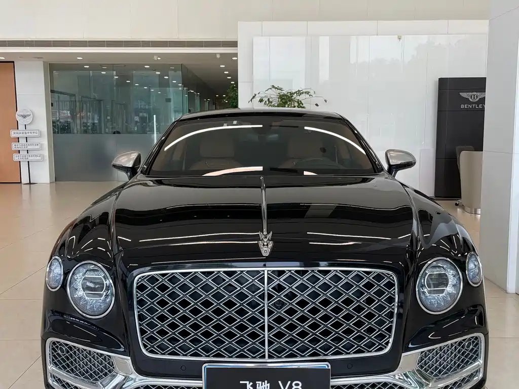 Bentley Flying Spur 2022 — фото 2