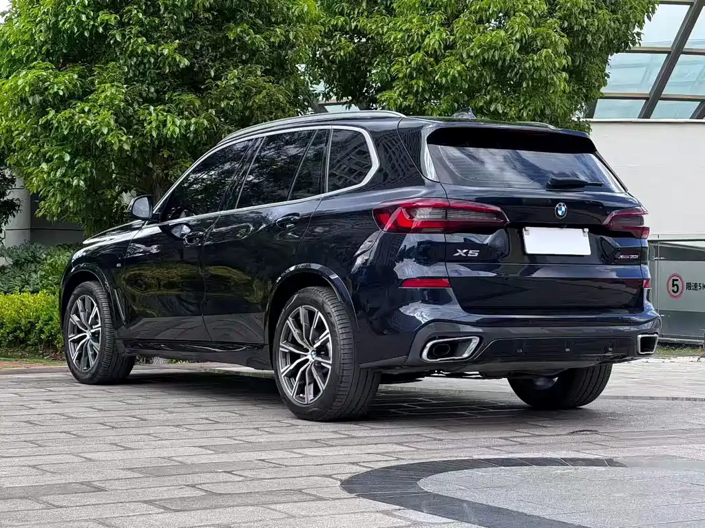 BMW X5 2022 — фото 7