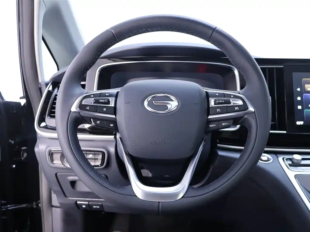 GAC Motor Trumpchi M8 2024 — фото 16