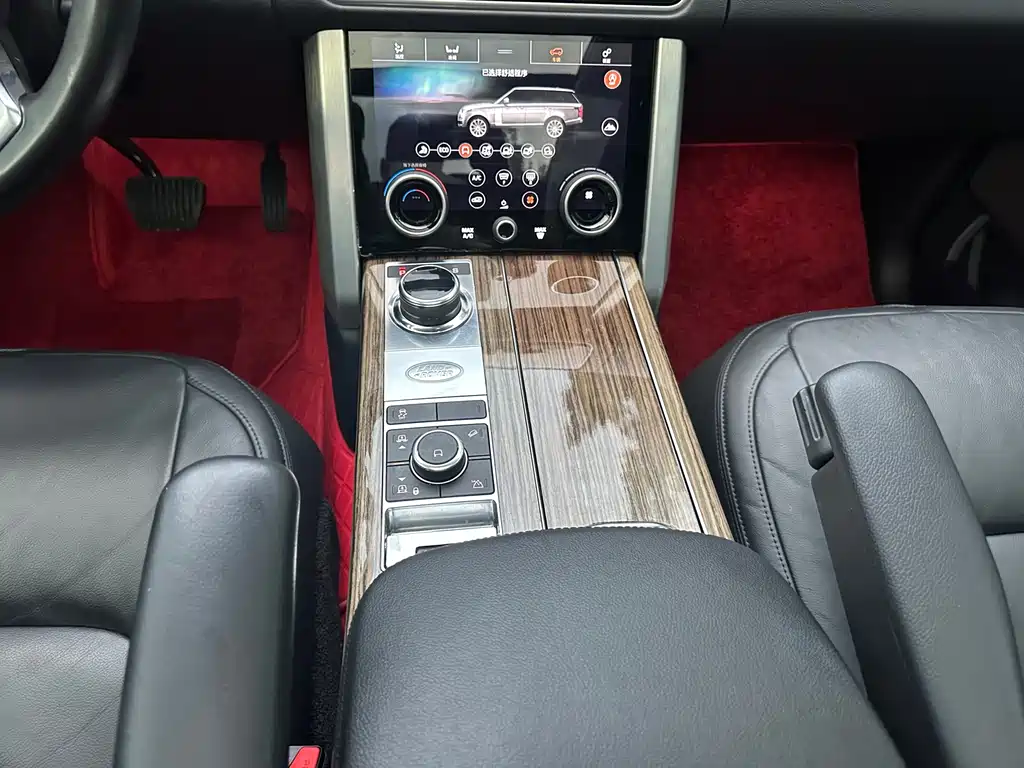 Land Rover Range Rover 2018 — фото 14