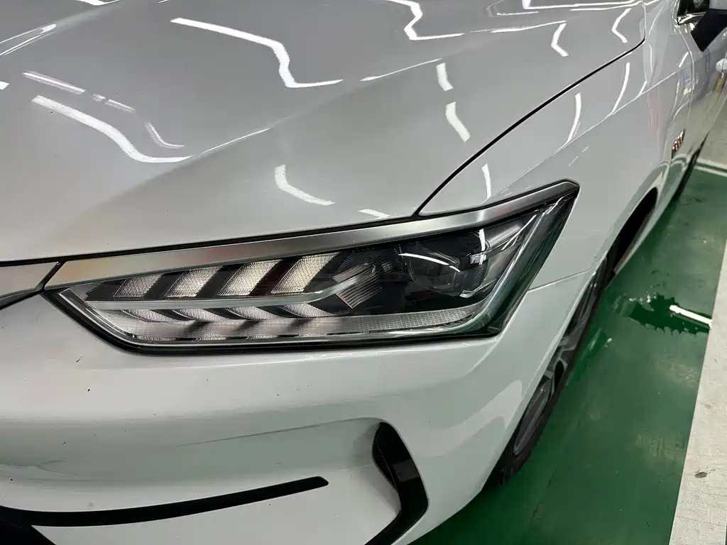 BYD Qin PLUS 2022 — фото 23