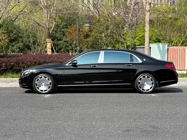 Mercedes-Benz Maybach S-Class 2015