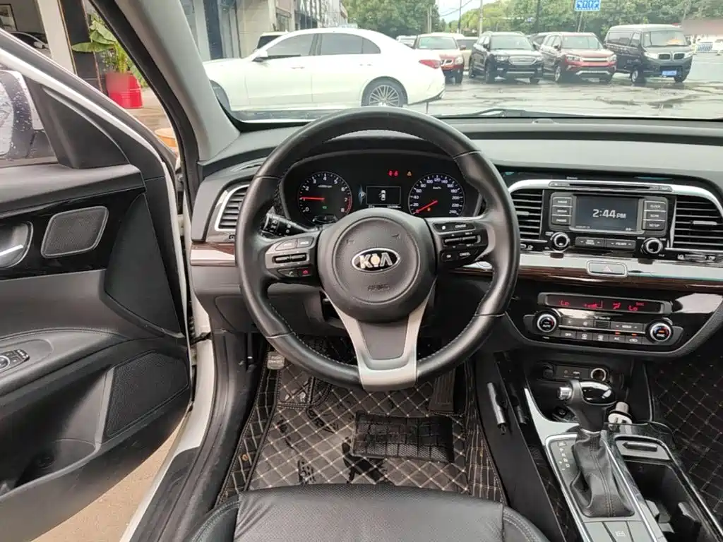 Kia K4 2015 — фото 11