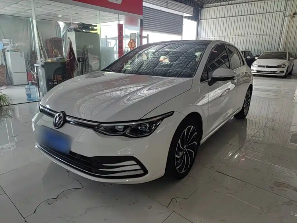 Volkswagen Golf 2021