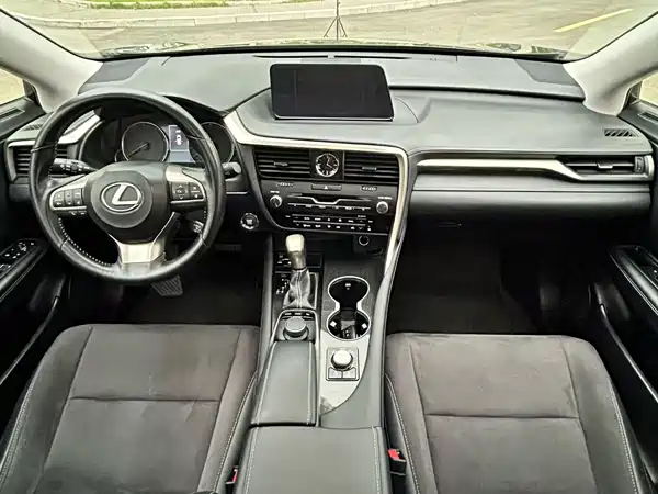 Lexus RX 2019