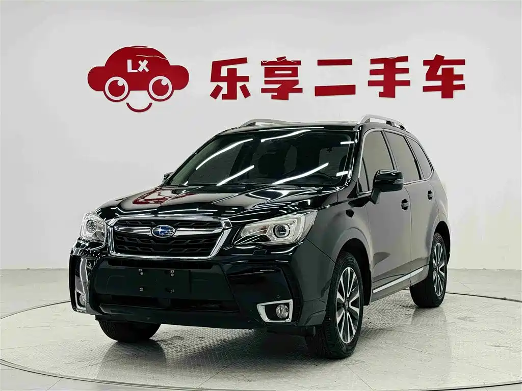 Subaru Forester 2017 — фото 1