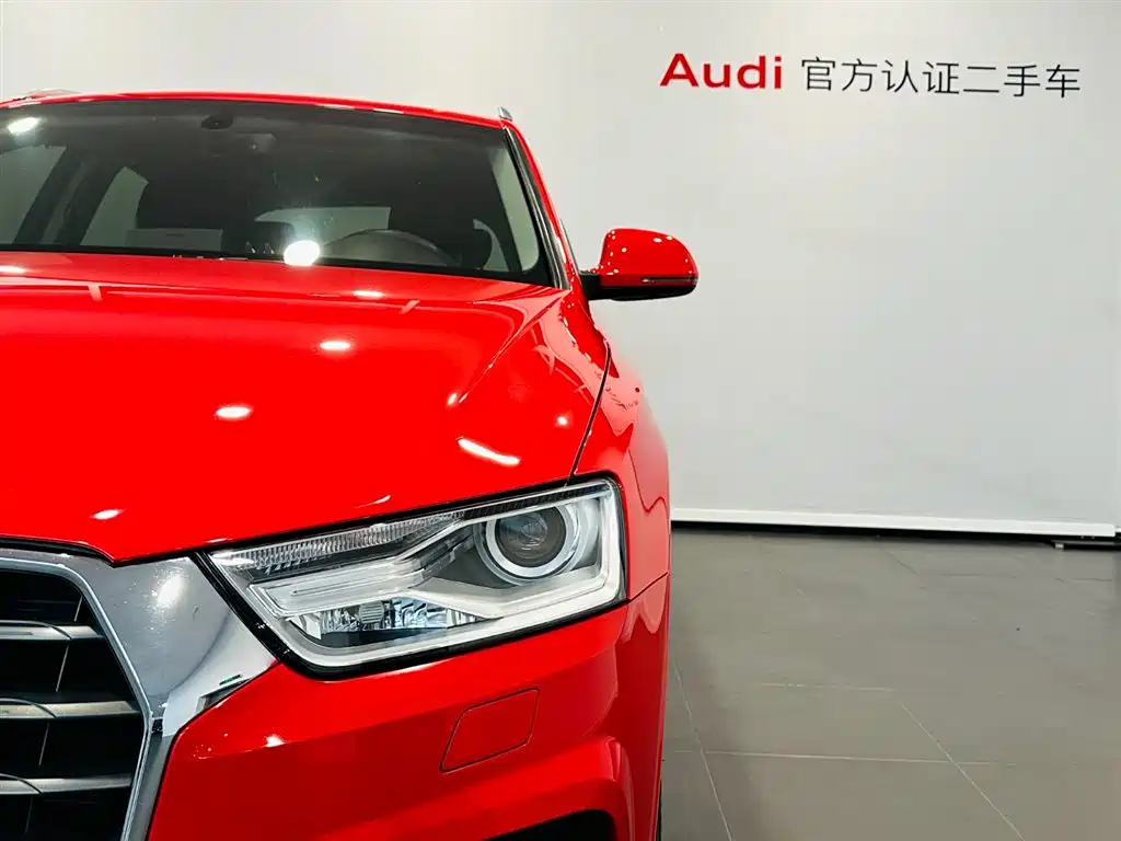 Audi Q3 2017 — фото 14