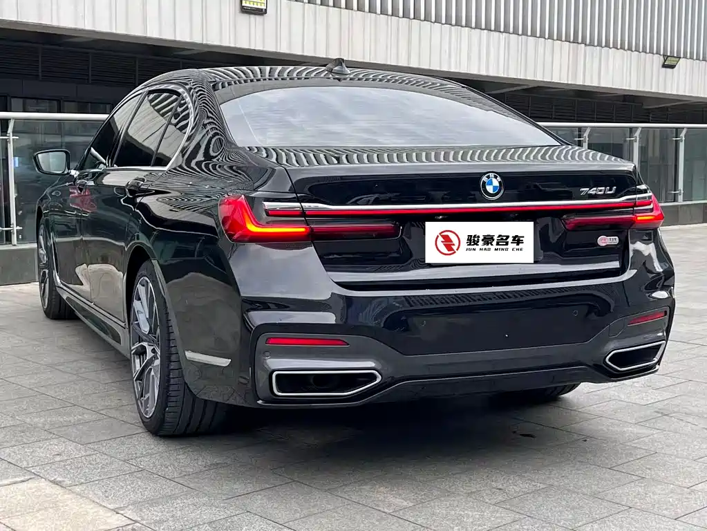 BMW 7 Series 2020 — фото 19