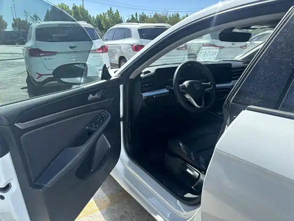 Volkswagen Lamando 2023