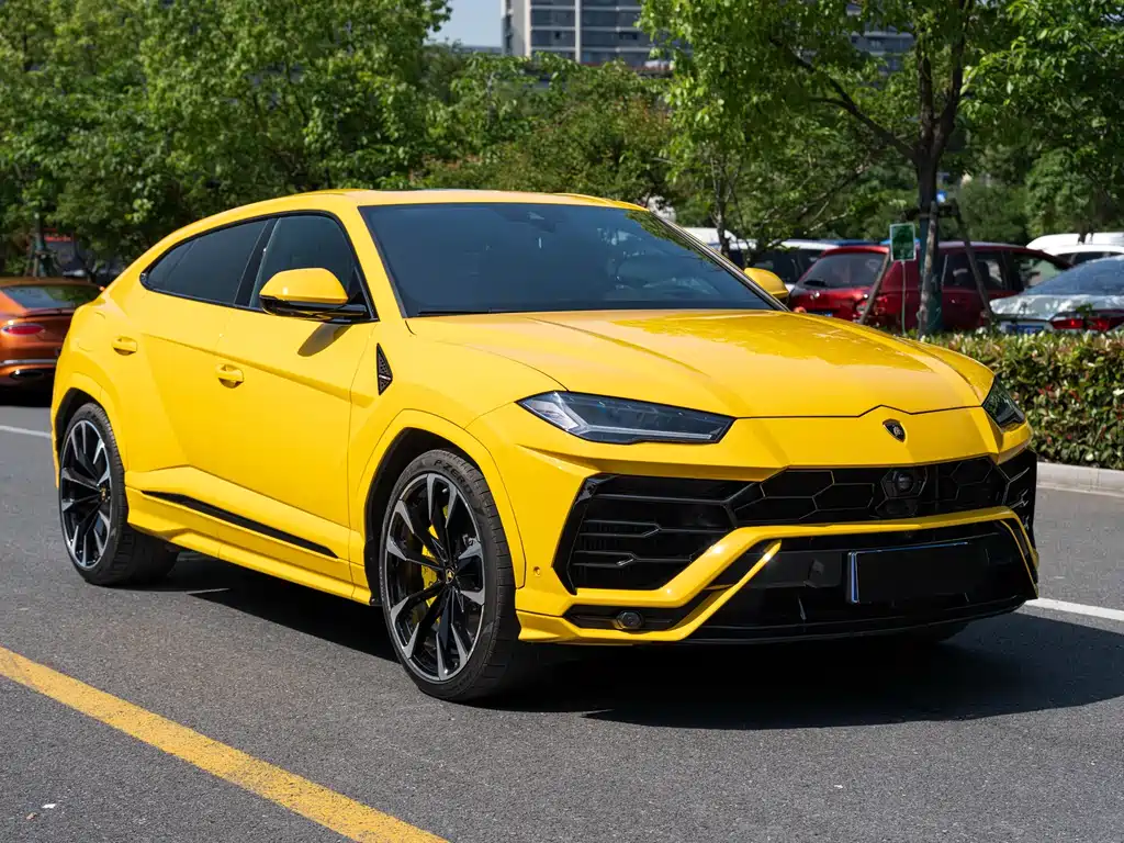 Lamborghini Urus 2020 — фото 3