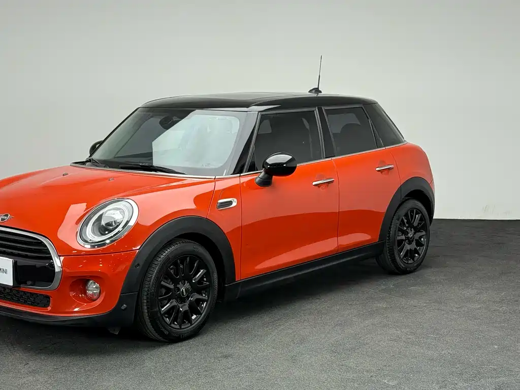 MINI MINI 2019