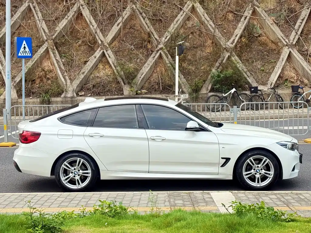 BMW 3 Series GT 2020 — фото 4