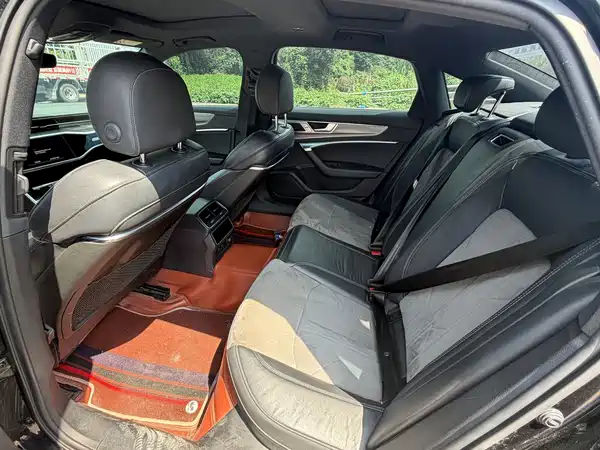 Audi A6L 2023