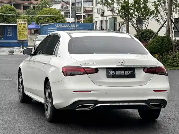 Mercedes-Benz E-Class 2023