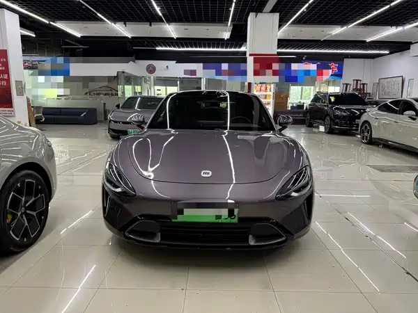 Xiaomi SU7 2024