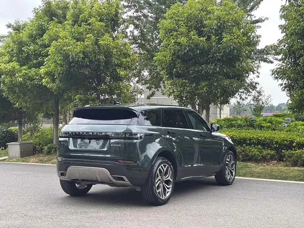 Land Rover Range Rover Evoque 2023 — фото 5