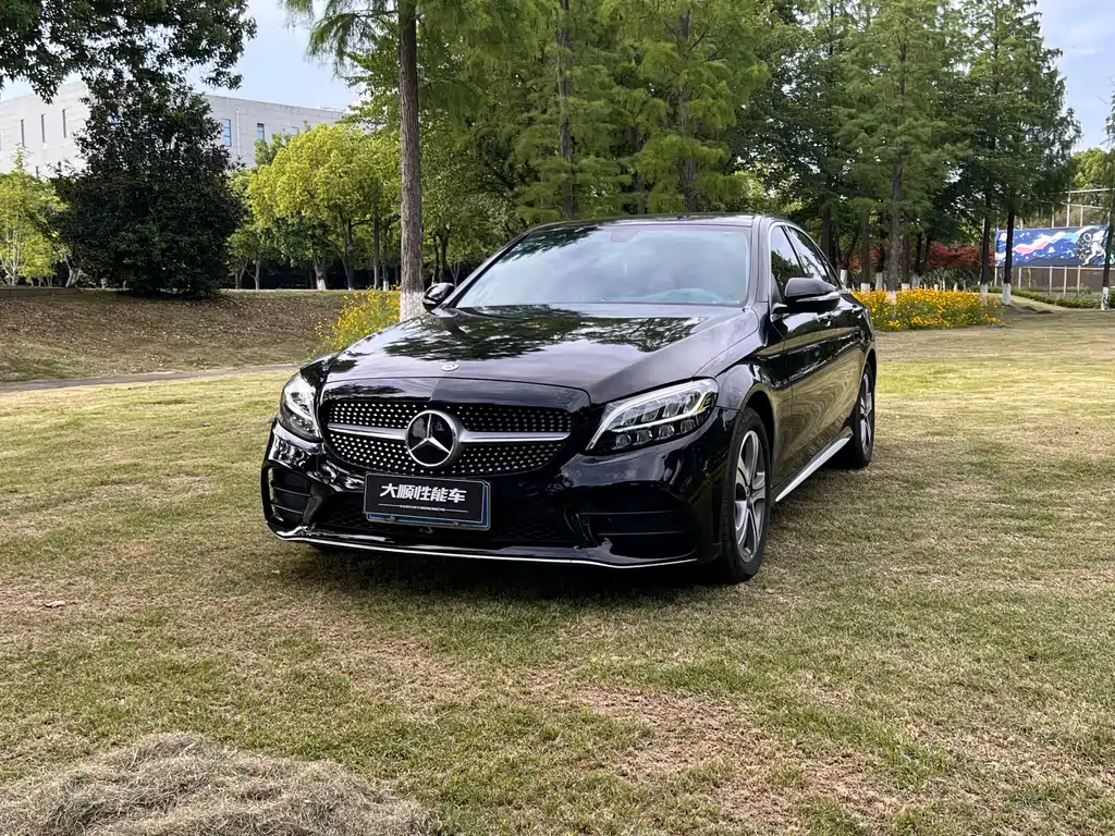 Mercedes-Benz C-Class 2019 — фото 1